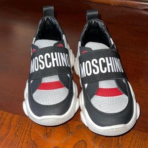 Moschino baby sneakers euro size 23